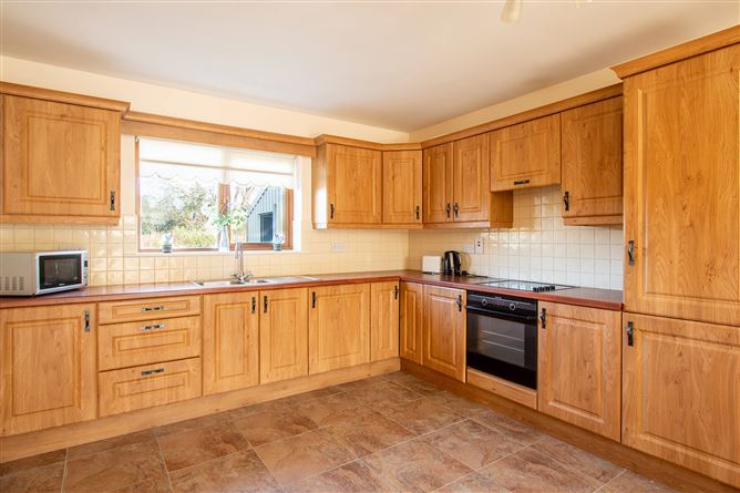 2 Mill Road Court, Castletownbere, Co. Cork