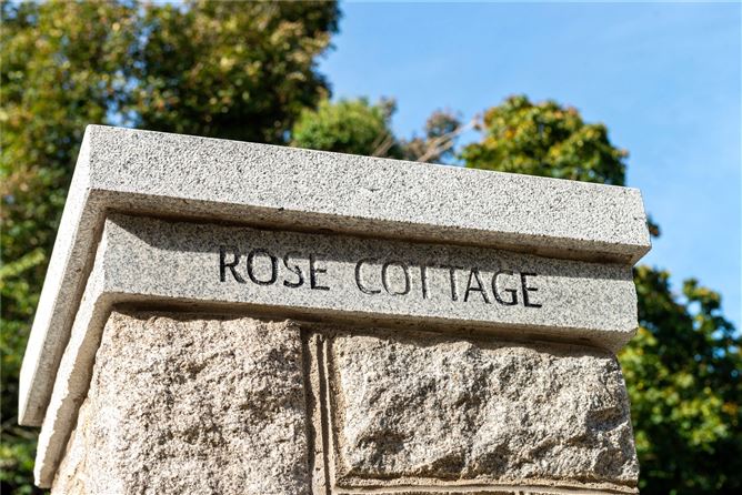 Rose Cottage, Edmondstown Road, Rathfarnham, Dublin 16