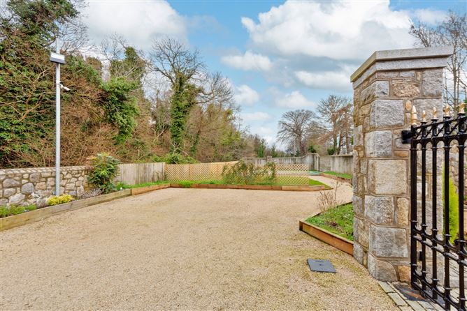 Rose Cottage, Edmondstown Road, Rathfarnham, Dublin 16