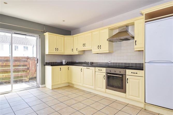 30 Leas Na Creige, Station Road, Oughterard, Galway