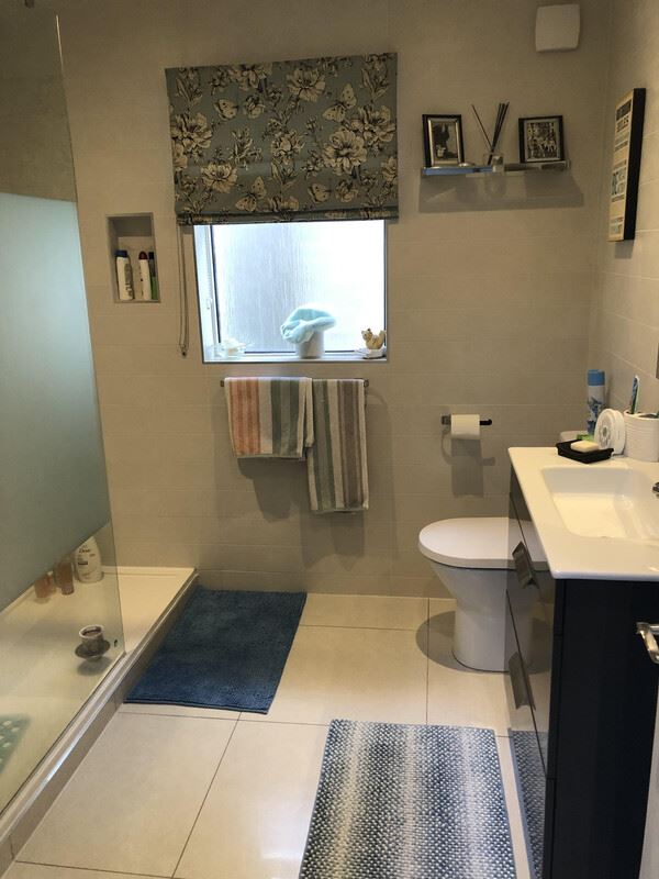 Spacious Room in house, Dublin 11, Dublin