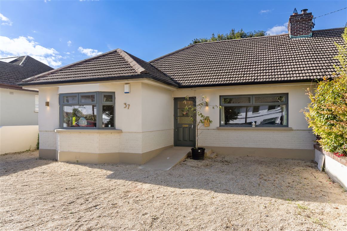 37 Oaktree Road, Stillorgan, County Dublin