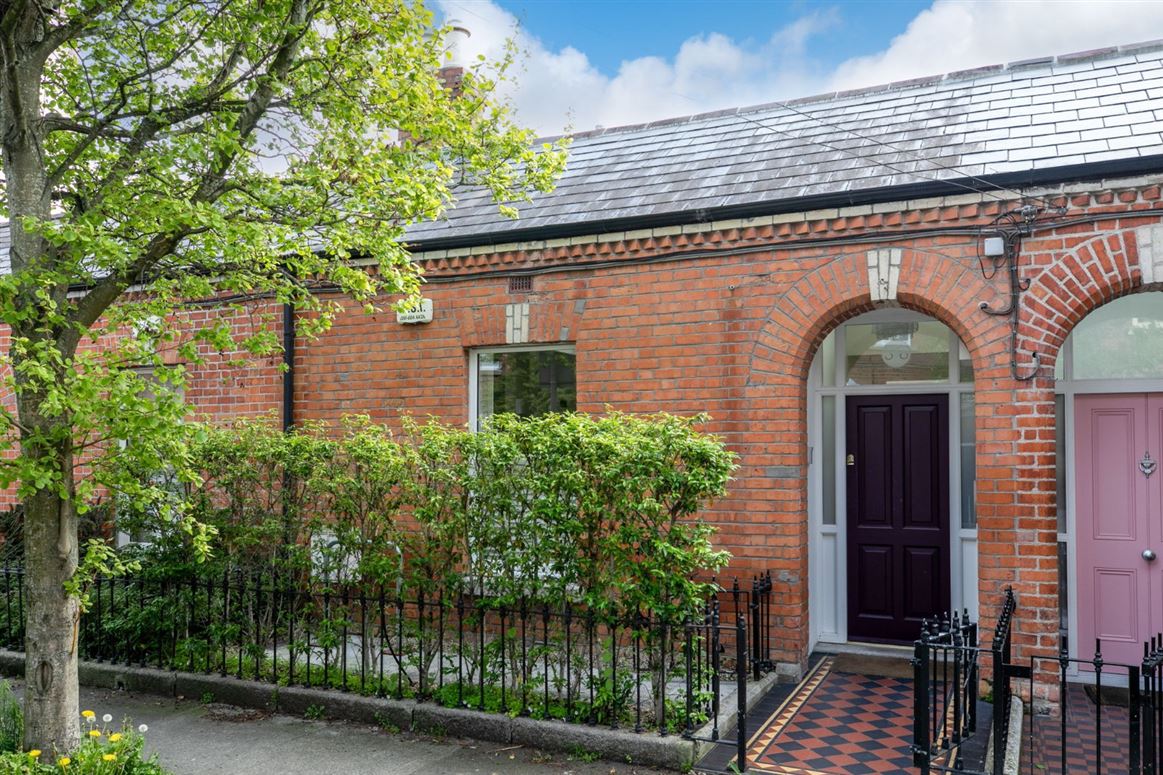 38 Greenville Terrace, South Circular Road, Dublin 8
