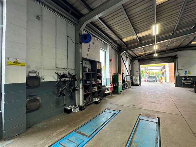 Service Station & Warehouse Investment on Enniskerry Road, Dublin 18, Kilternan