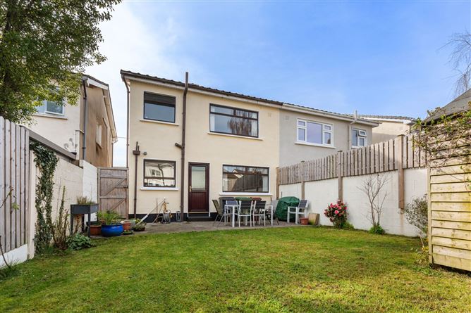 10 Broadford Lawn, Ballinteer, Dublin 16
