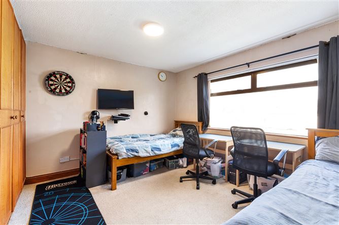 10 Broadford Lawn, Ballinteer, Dublin 16