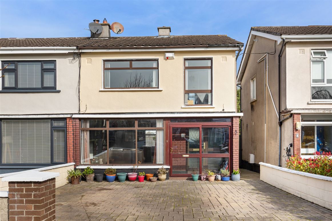 10 Broadford Lawn, Ballinteer, Dublin 16