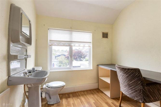 Photo 16 of 21 — 6 Walkinstown Green, Walkinstown, Dublin 12
