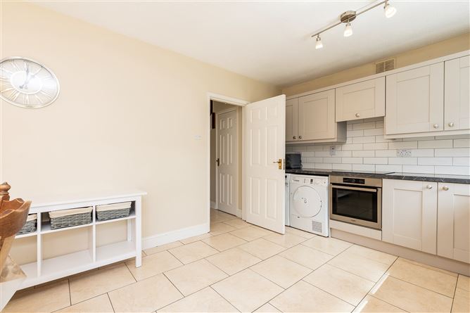 Photo 7 of 28 — 56 College Park Way, Ballinteer, Dublin 16
