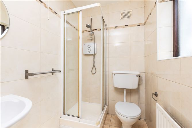 Photo 15 of 28 — 56 College Park Way, Ballinteer, Dublin 16