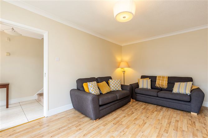 Photo 4 of 28 — 56 College Park Way, Ballinteer, Dublin 16