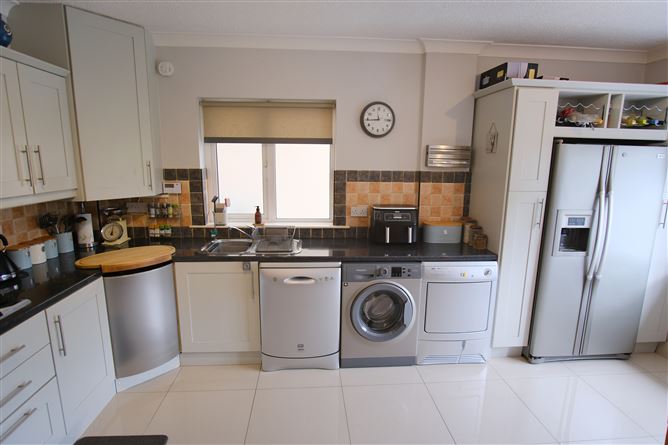 25 Sienna, Drogheda, Louth