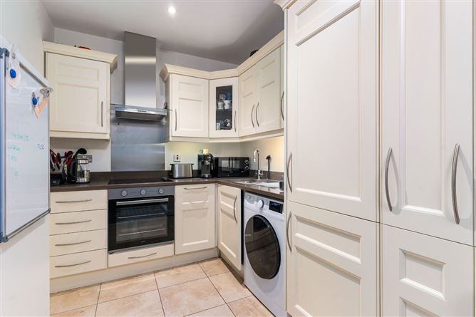 12 Corrig Hall, Ticknock Hill, Sandyford, Dublin 18