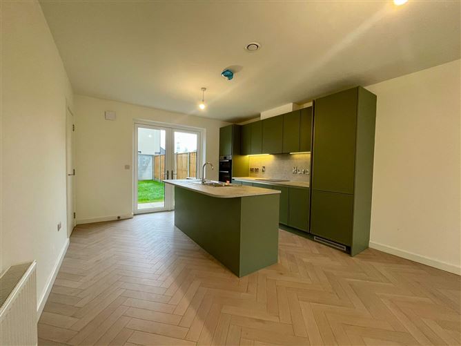 Photo 3 of 27 — Redford Grove, Adamstown, Lucan, Co.Dublin
