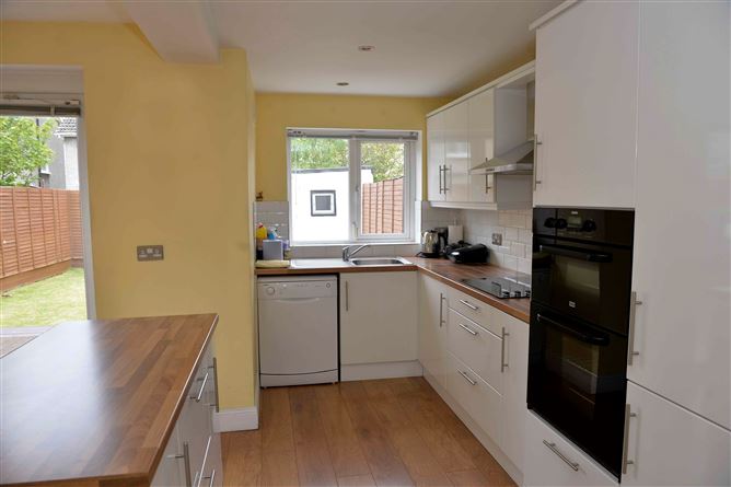 19 Albert College Grove, Glasnevin, Dublin 9