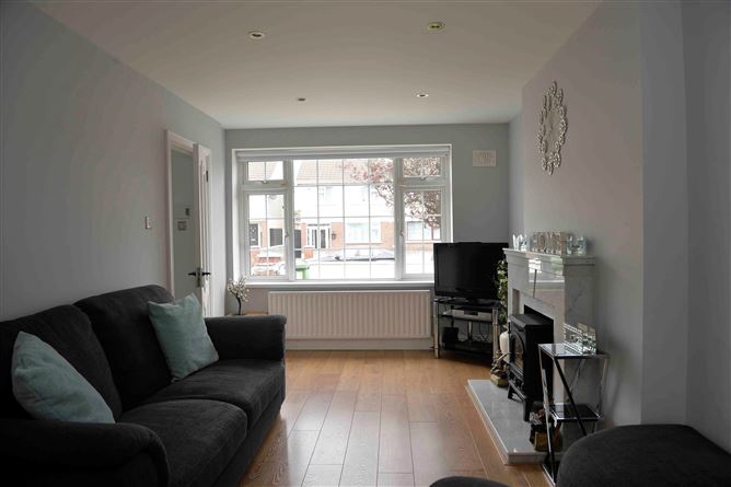 19 Albert College Grove, Glasnevin, Dublin 9