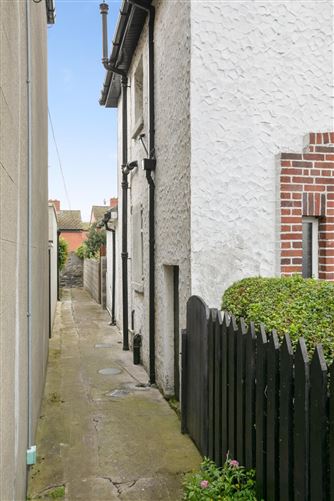 29 Ellesmere Avenue, North Circular Road, Dublin 7