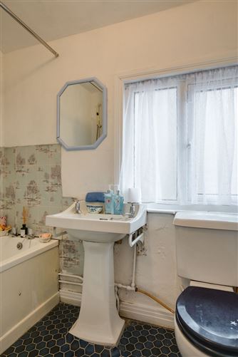 29 Ellesmere Avenue, North Circular Road, Dublin 7