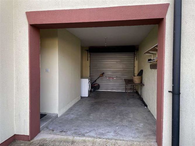 71 Cruachan, Knockateemore, Dungarvan, Waterford