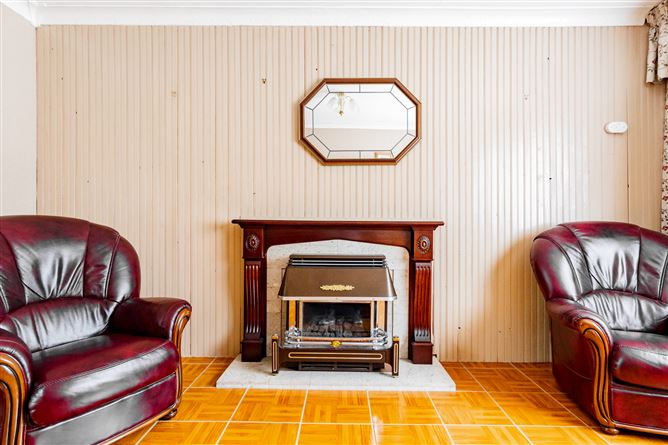 37 Adare Park, Coolock, Dublin 17