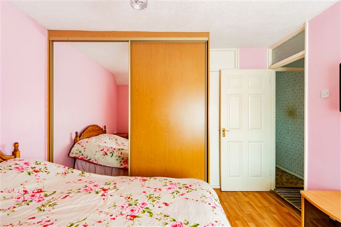 37 Adare Park, Coolock, Dublin 17