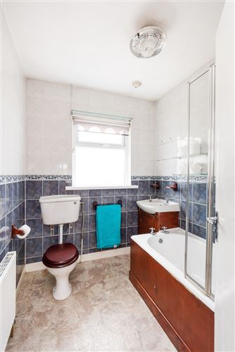 17 Montrose Crescent, Artane, Dublin 5