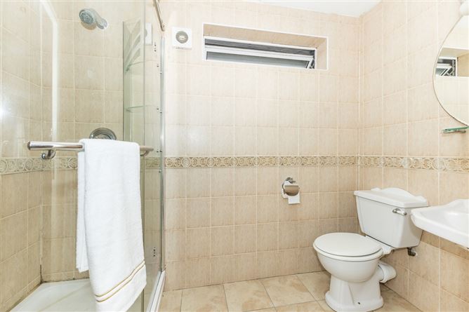 220 Seapark, Malahide, Dublin