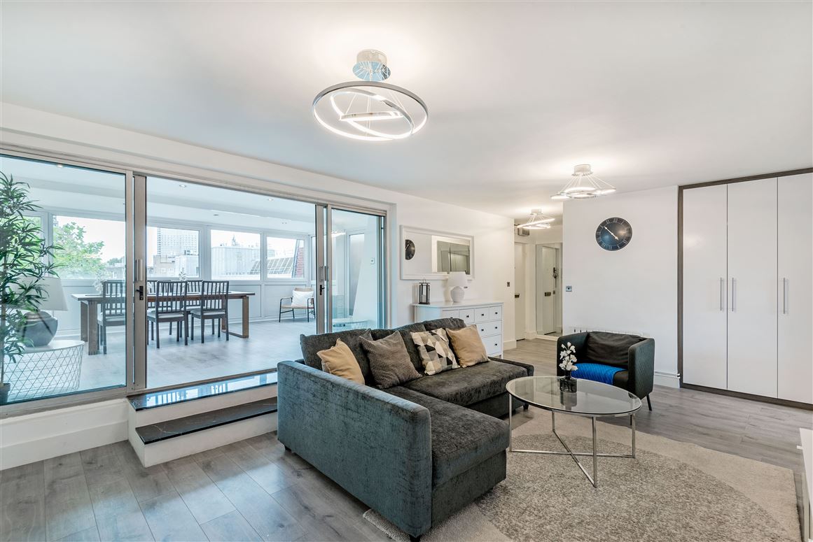 Contemporary Cromwell,London,Greater London,United Kingdom