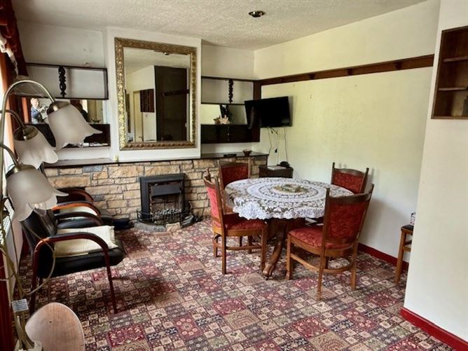 111 Meadowlands Estate, Tralee, Kerry