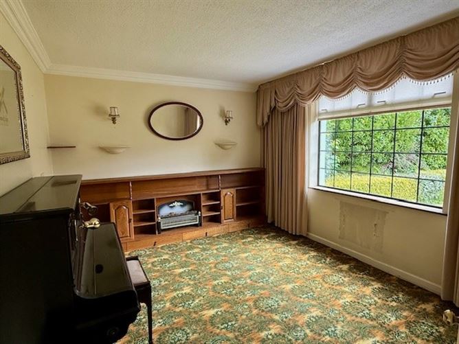 111 Meadowlands Estate, Tralee, Kerry