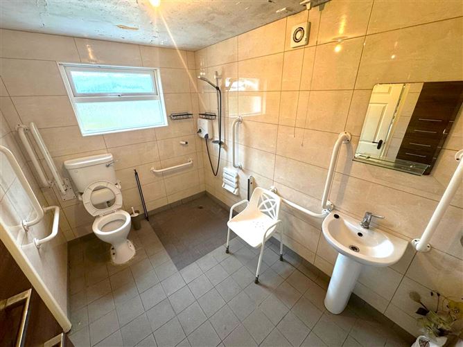 1 St Anne's Terrace, Mooncoin, Kilkenny
