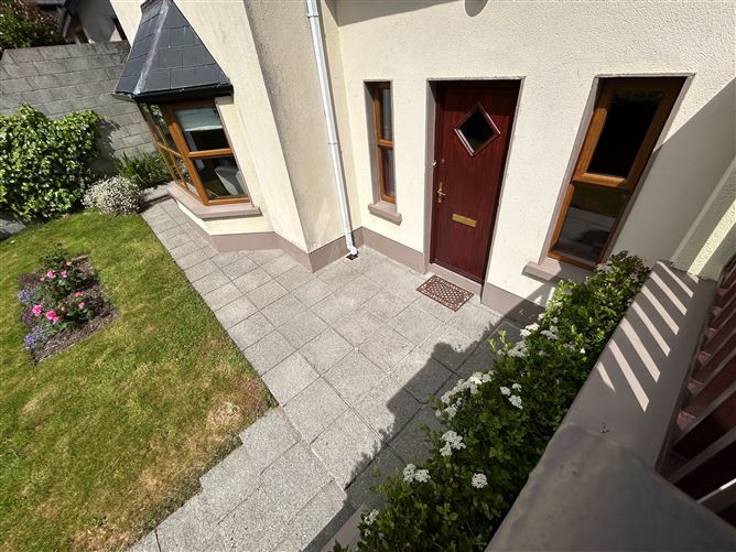 Photo 6 of 66 — 95 Ard Coillte, Ballina, Tipperary