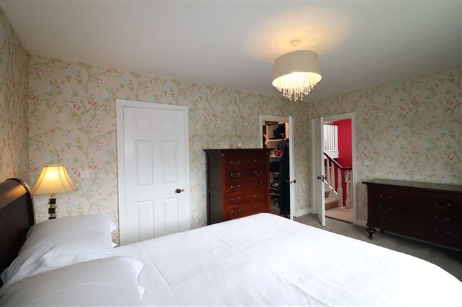 Photo 34 of 66 — 95 Ard Coillte, Ballina, Tipperary
