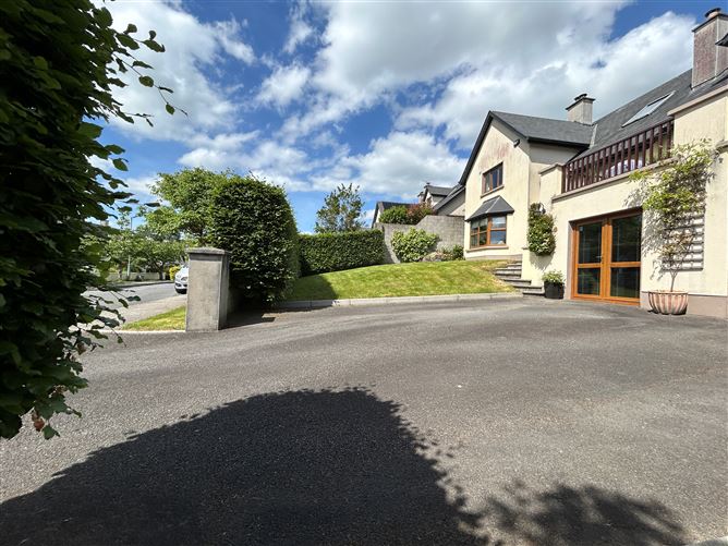 95 Ard Coillte, Ballina, Tipperary