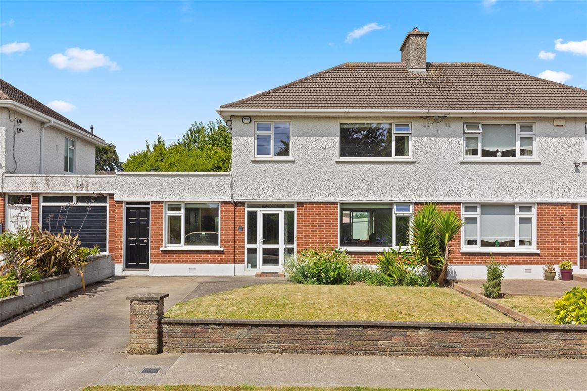 154 Santry Close, Santry, Dublin 9