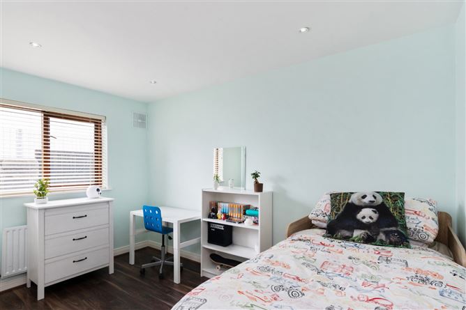 1 Leicester House Cottage, Lansdowne Valley, Drimnagh, Dublin 12