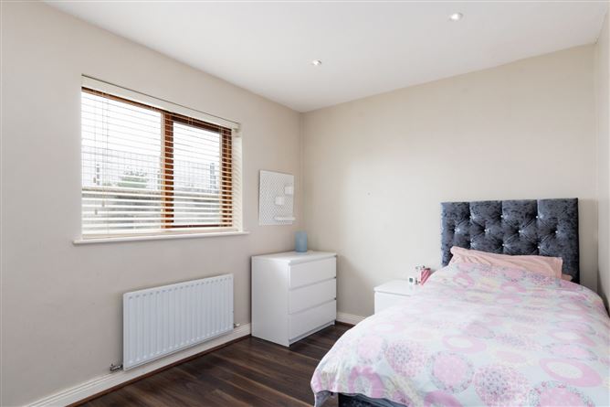 1 Leicester House Cottage, Lansdowne Valley, Drimnagh, Dublin 12