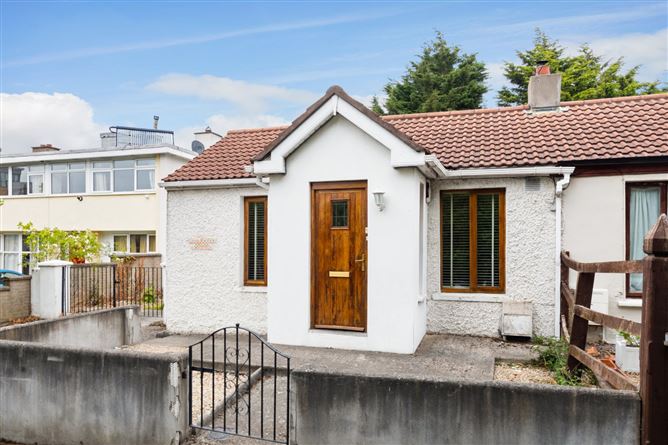 1 Leicester House Cottage, Lansdowne Valley, Drimnagh, Dublin 12