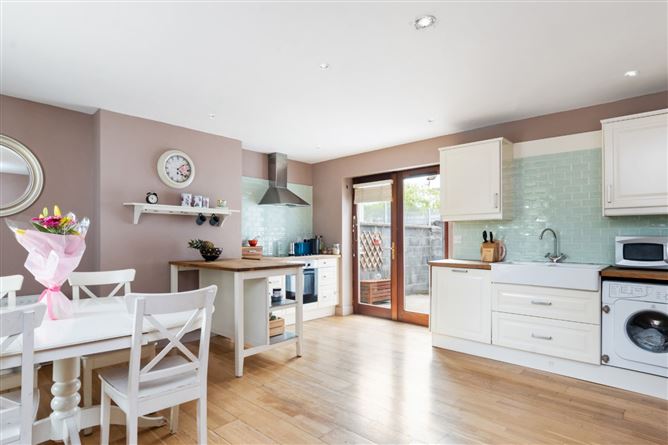 1 Leicester House Cottage, Lansdowne Valley, Drimnagh, Dublin 12