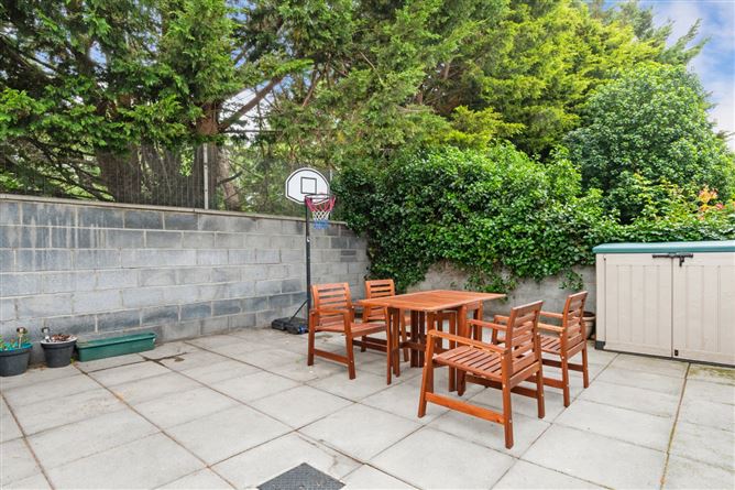 1 Leicester House Cottage, Lansdowne Valley, Drimnagh, Dublin 12