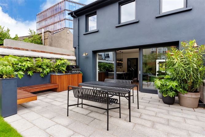 17 Lad Lane Upper, Dublin 2