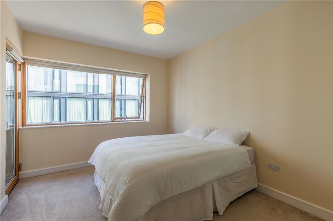 80 Hyde Court, Townsend Street, Dublin 2