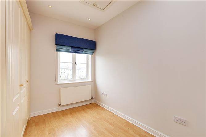 44 The Crescent, Robswall, Malahide, Co. Dublin