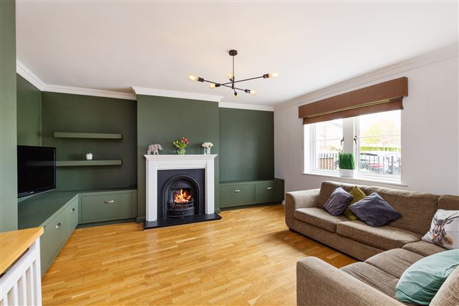 44 The Crescent, Robswall, Malahide, Co. Dublin