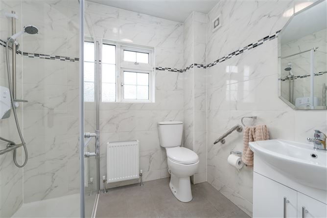 110 St Johns Park East, Clondalkin, Dublin 22