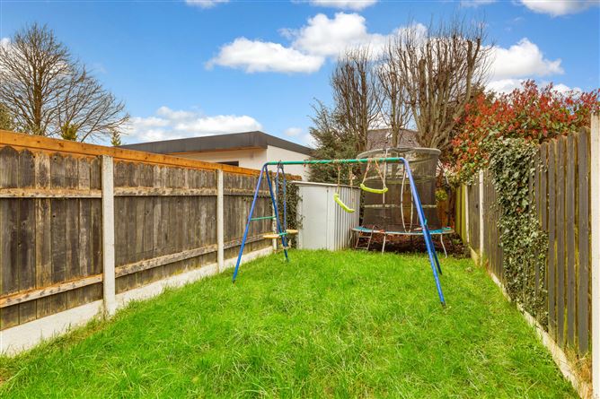 10 Manorfields Dale, Clonee, Dublin 15