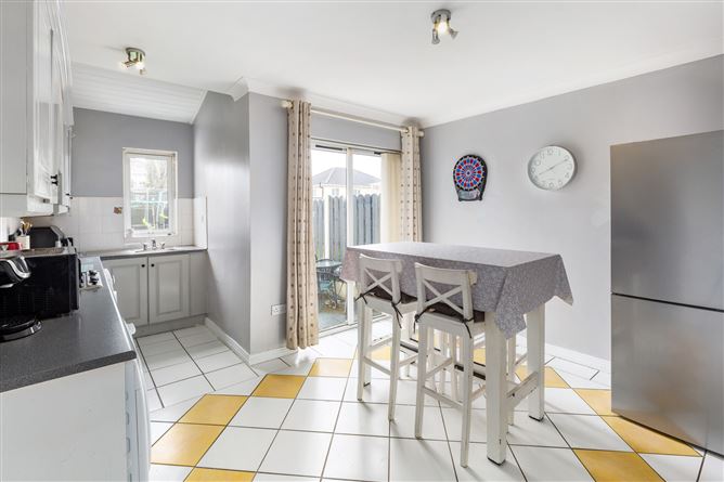 10 Manorfields Dale, Clonee, Dublin 15