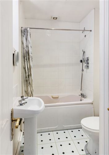 10 Manorfields Dale, Clonee, Dublin 15