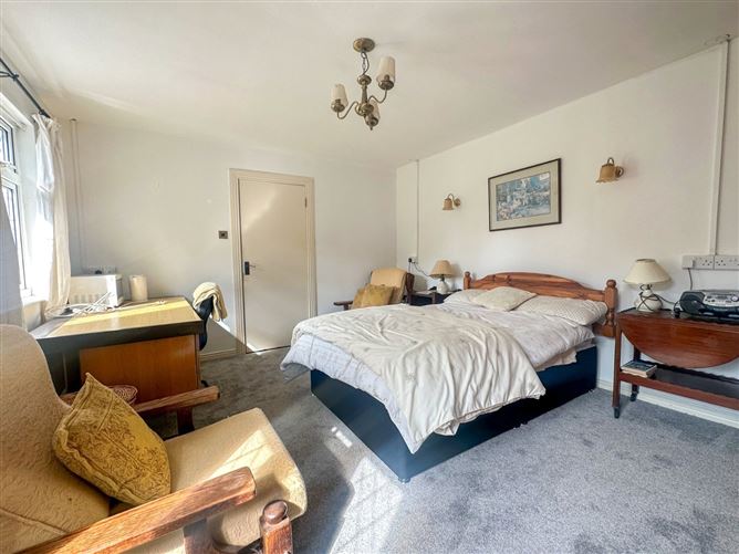 Photo 16 of 32 — Silverstrand Lodge, Barna Road, Barna, Galway