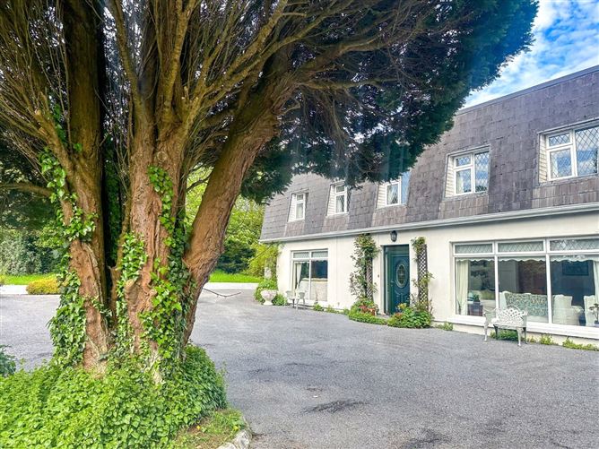 Photo 29 of 32 — Silverstrand Lodge, Barna Road, Barna, Galway